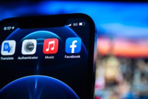 Leveraging Voice Search in Social Media Marketing 2026