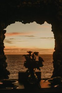 Cold Email Sequences That Convert: 7-Step Framework for 2025